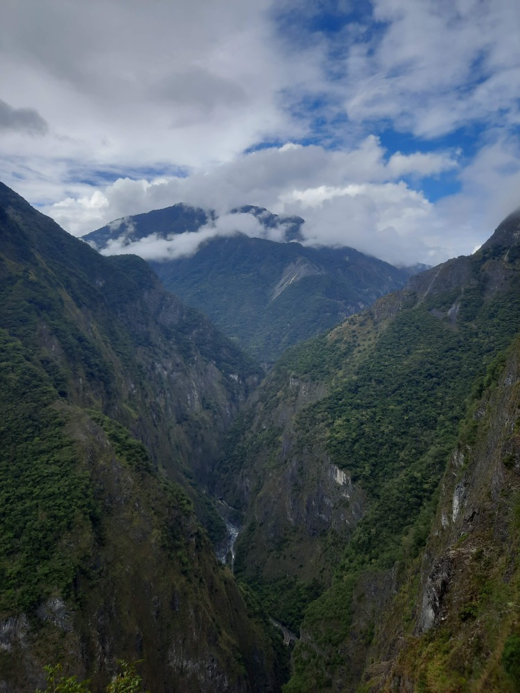 výhled na údolí Taroko národního parku